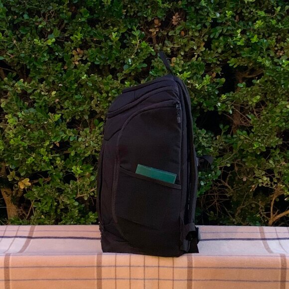 L.L. Bean business traveler's executive backpack - Picture 8 of 11